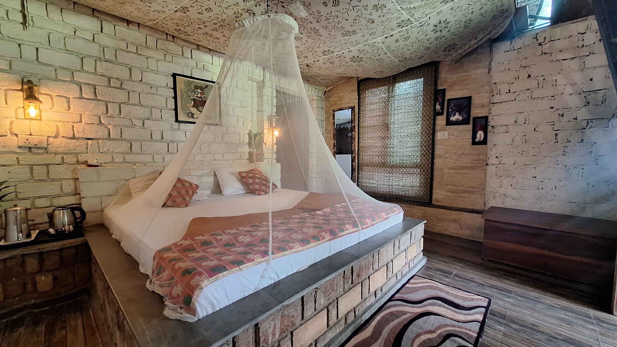 Attic Deluxe Room