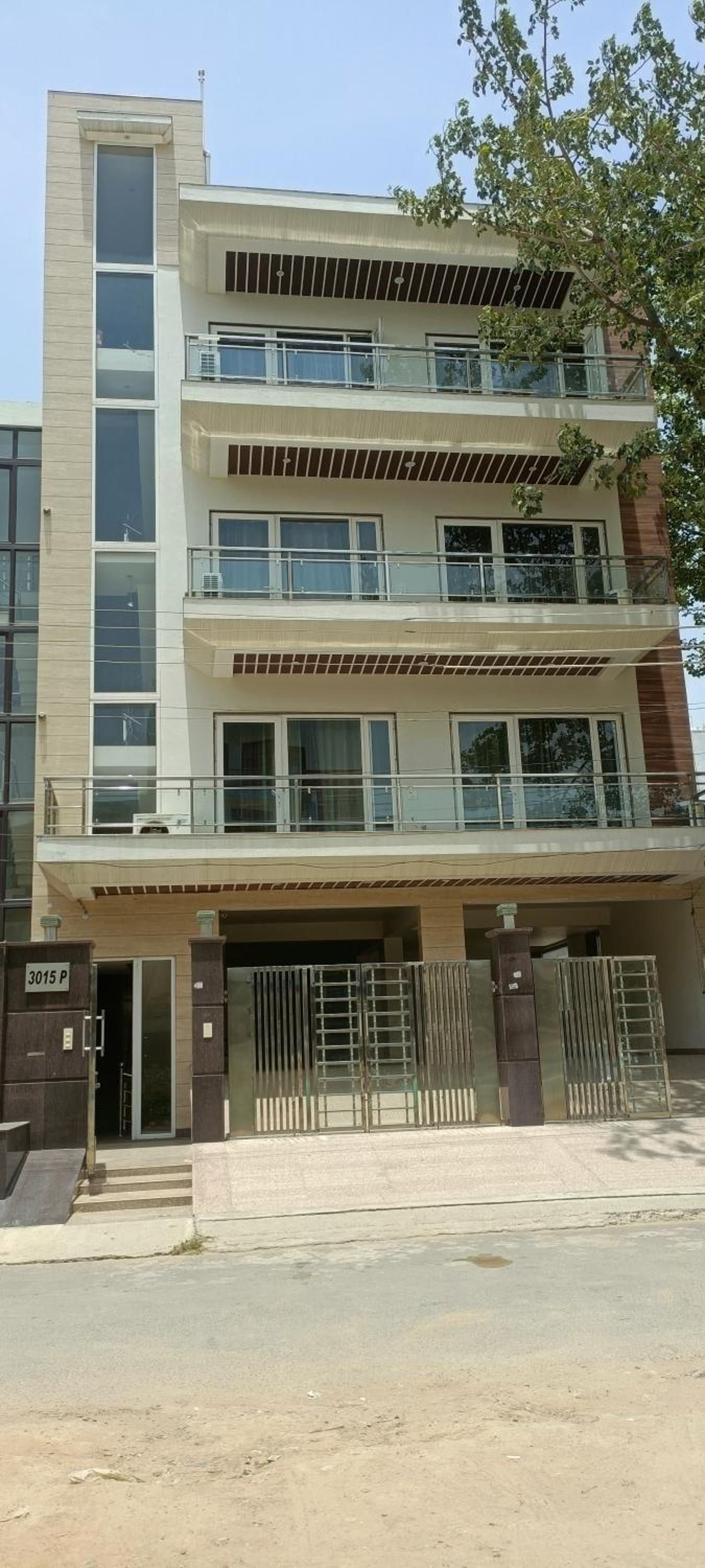 Lime Tree 3BHK Service Apartment Gurgaon