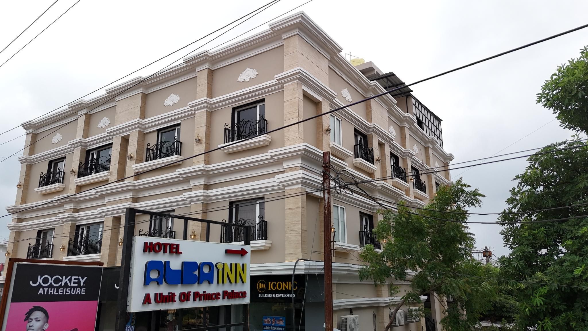 Alba Inn Luv Kush Sq