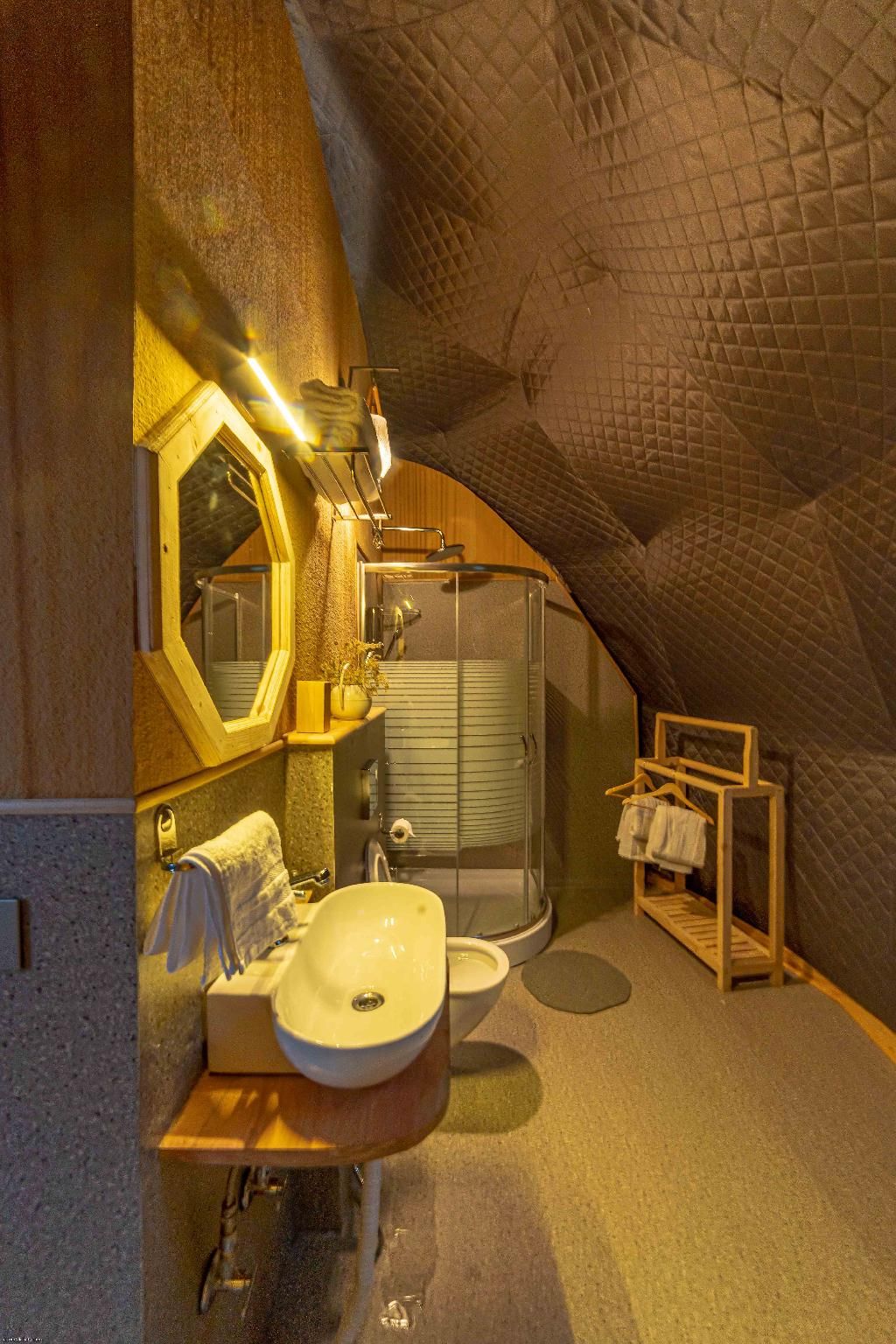 GlampEco Stays Mountain Grand Deluxe Room 5