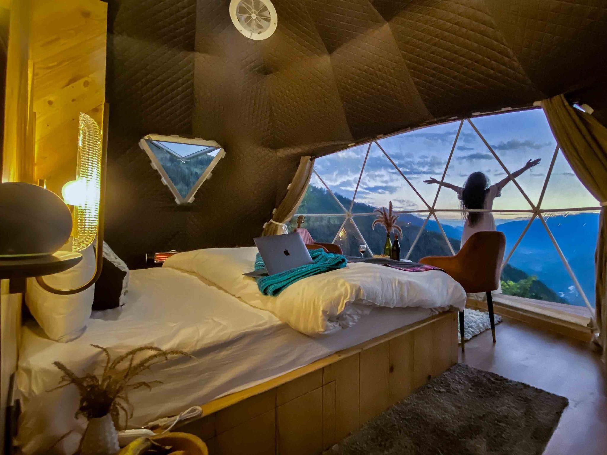 GlampEco Stays Mountain Grand Deluxe Room 4