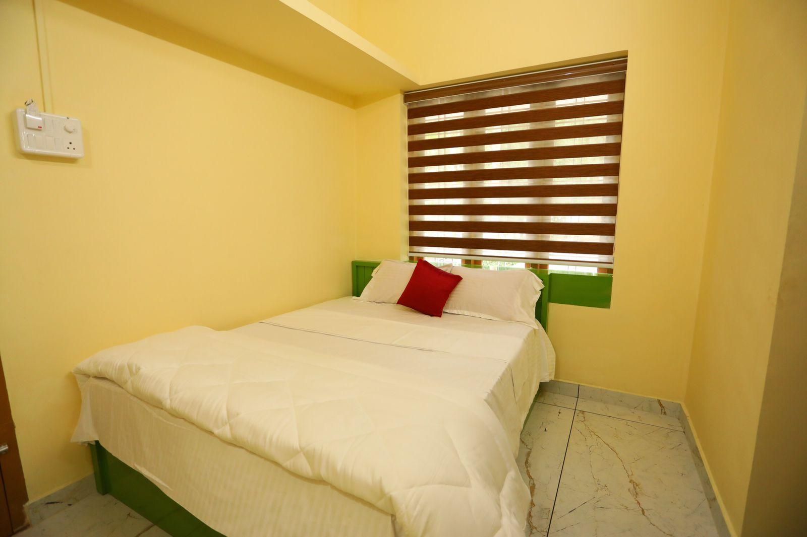 Karingens Resort Singe Room