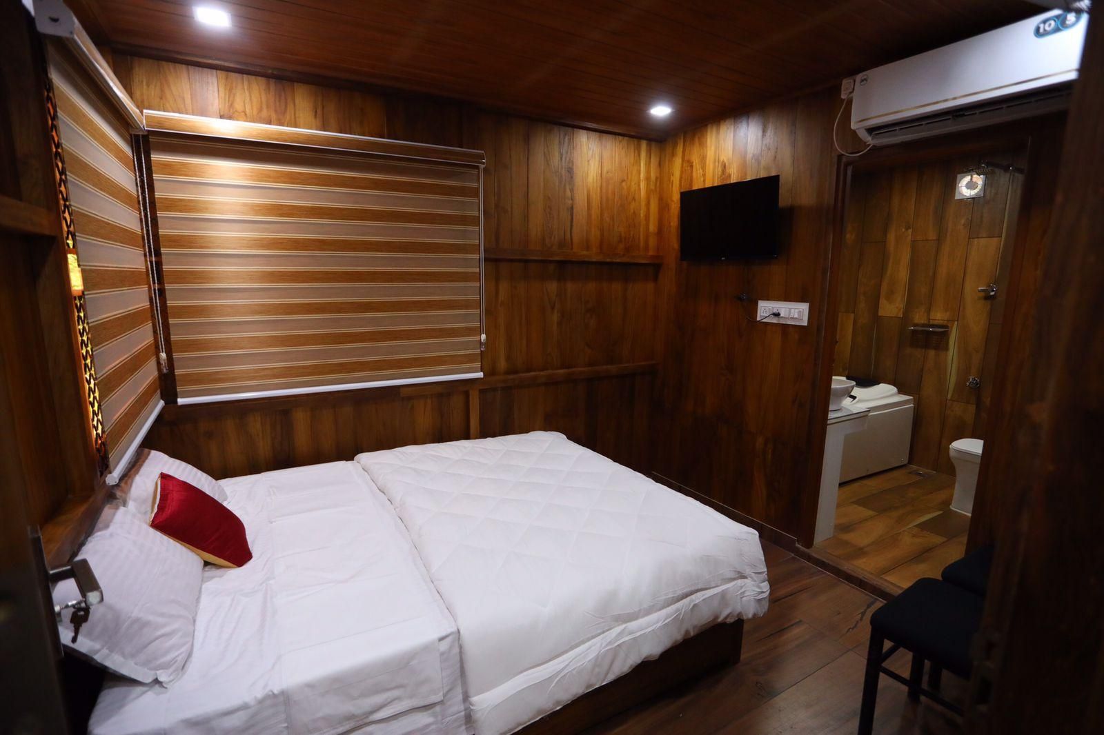 Honeymoon Cottage