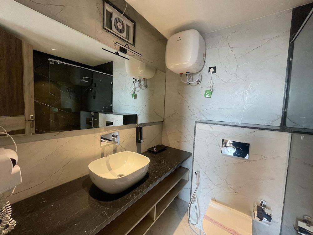 HOTEL HRISHIKESH HIGH Deluxe Room 3