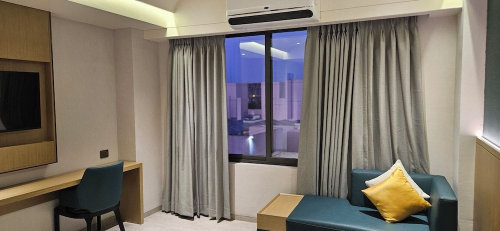 Hotel Skyro Inn Deluxe Room 5