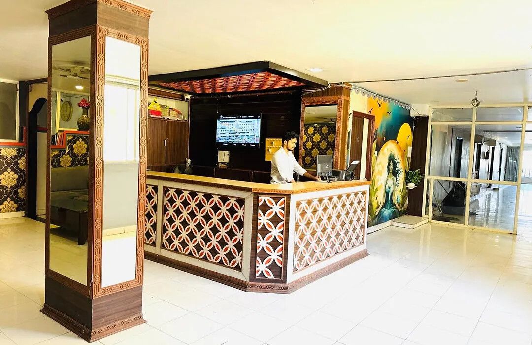 HOTEL BOMMARILLU PREMIUM