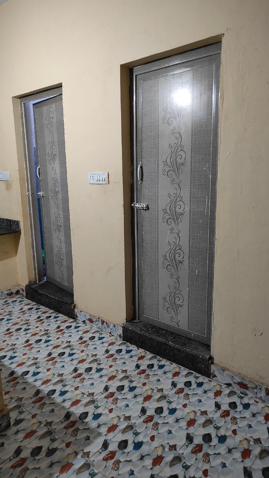 RV backpackers Hostel Dormitory for 5 People 3