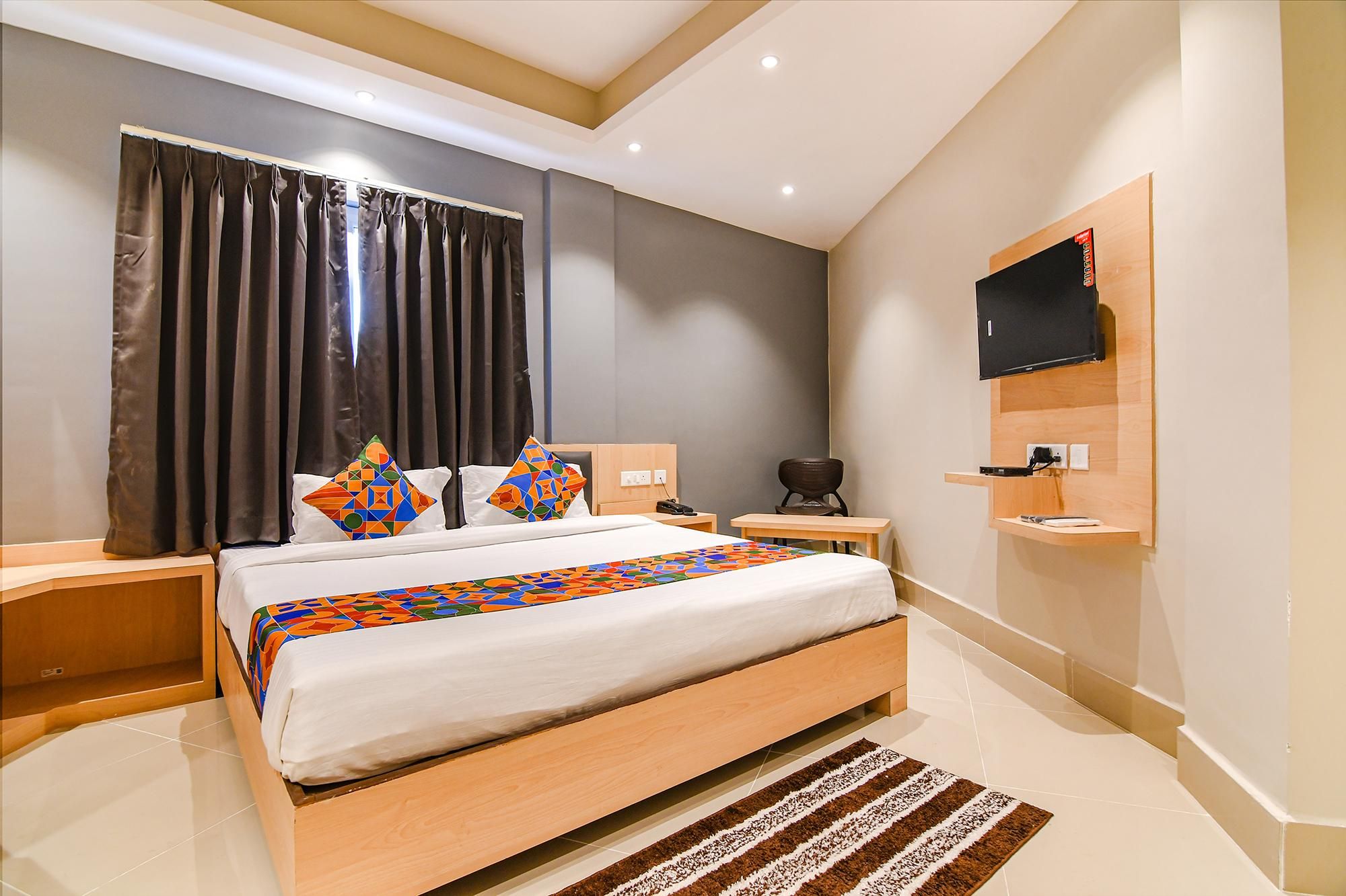 FabHotel JP - Nr. Sataragachhi Railway Station Deluxe Room