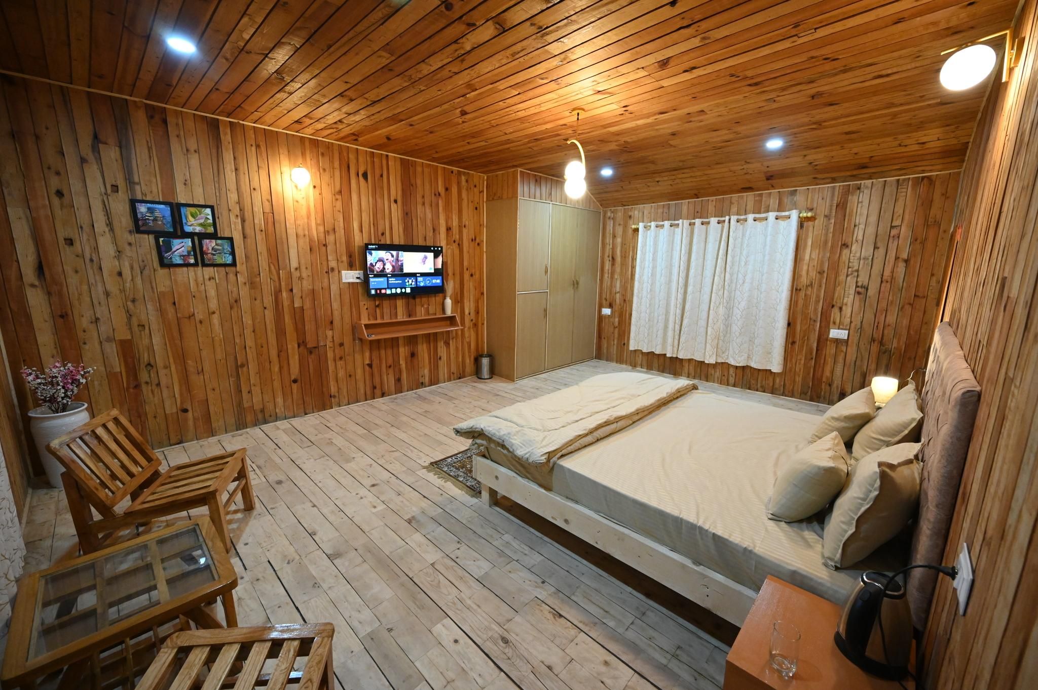 Delux Double Room with Balcony