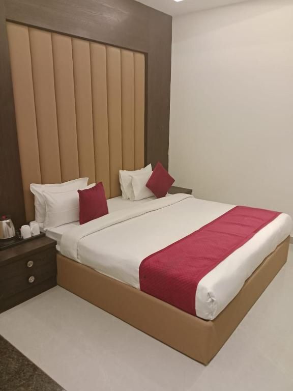 Hotel Grand Empire Deluxe 2