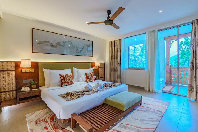 Signature Family Suite