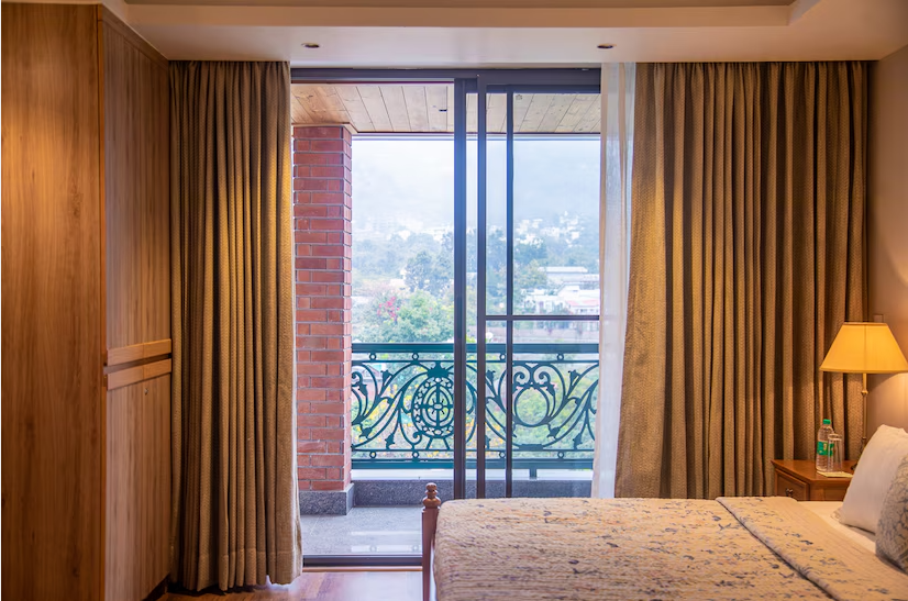 Luxury Suites by Eden Wellness and Hospitality 1 Bedroom Apartment 9