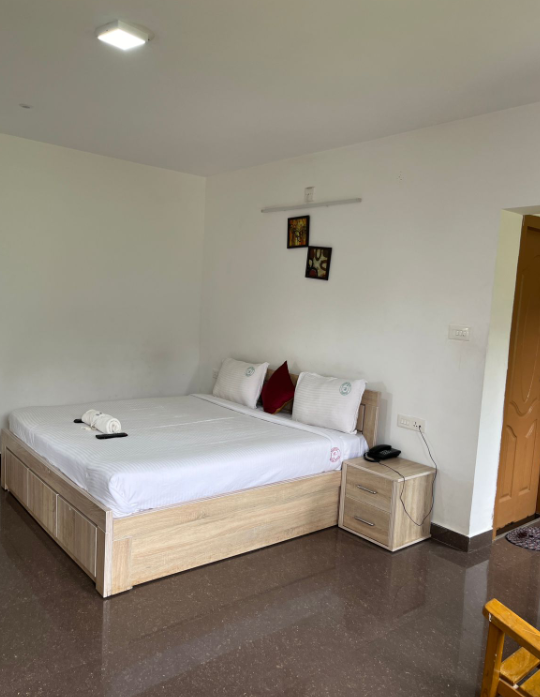 Silver Bett Resorts Deluxe Room 2