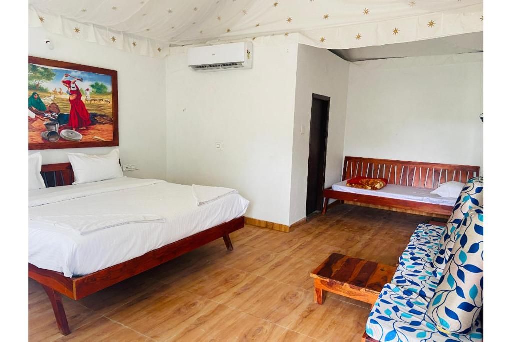 Kumbhal Van Resort unit of Chandraprabha Deluxe Cottage Mountain View 3