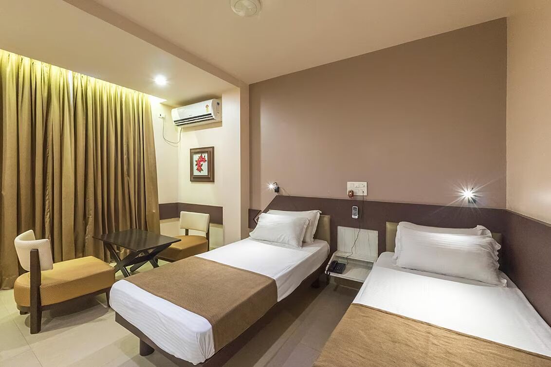 Hotel Pooja Garden AC Deluxe Double Bed 2