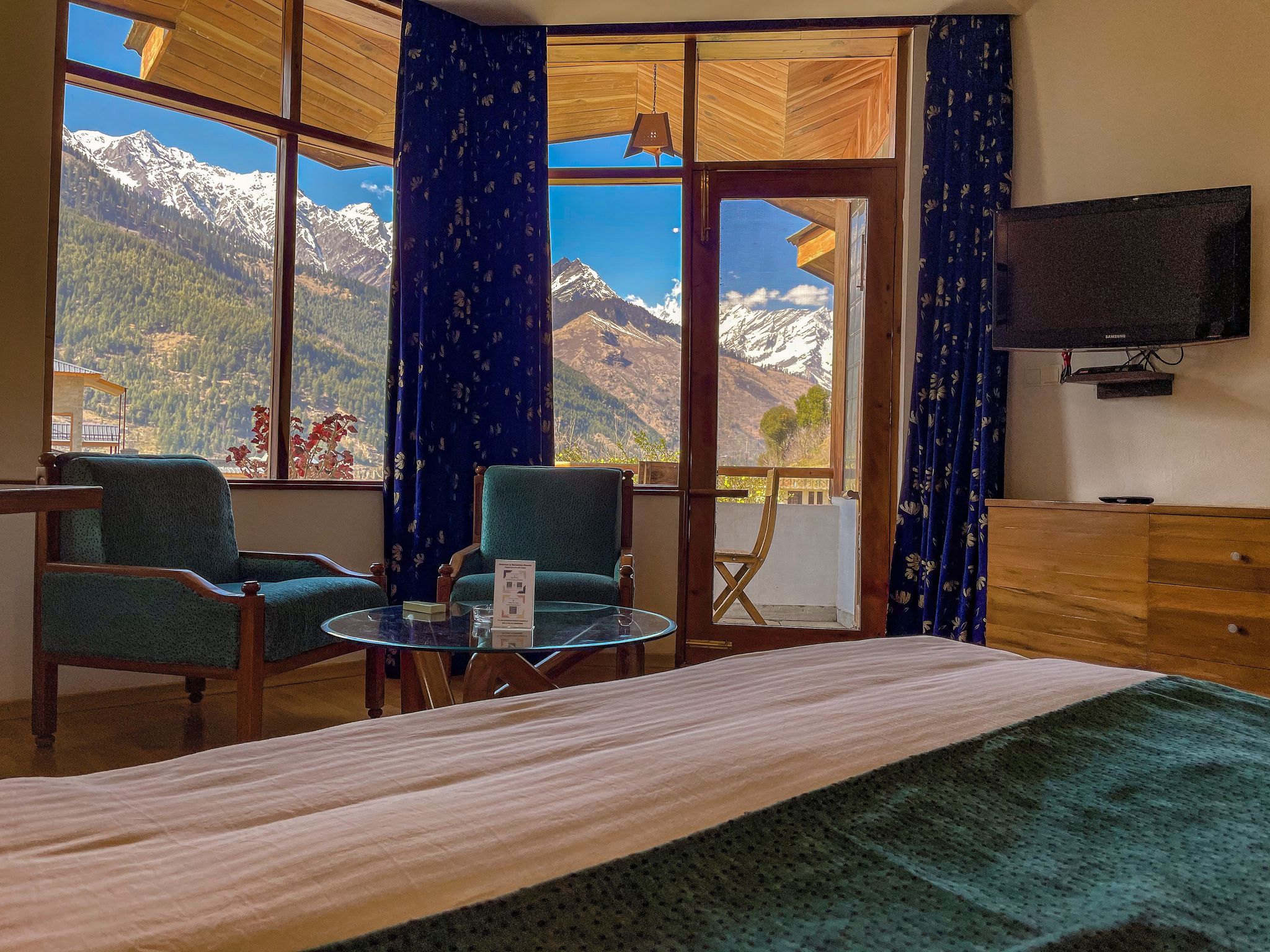 Manuallaya The Resort Spa in the Himalayas Orchard view Room  2