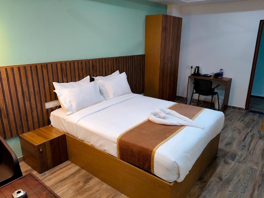 Deluxe AC Room