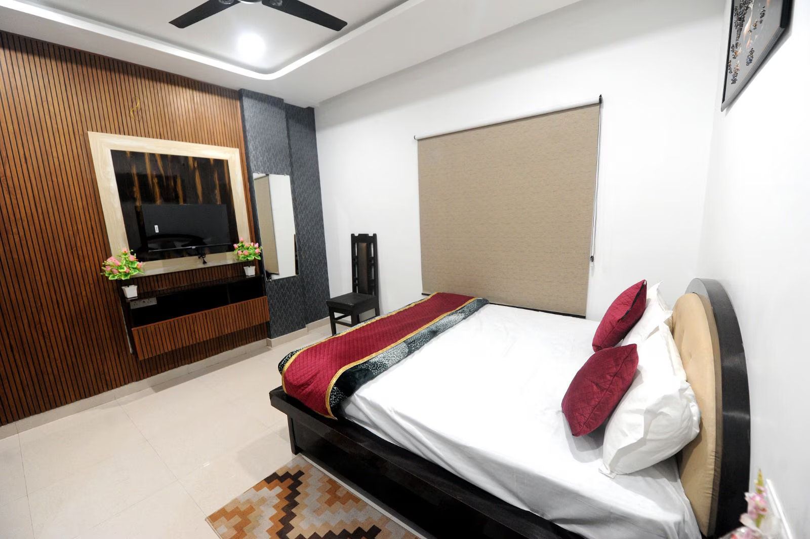 Deluxe Room with Balcony