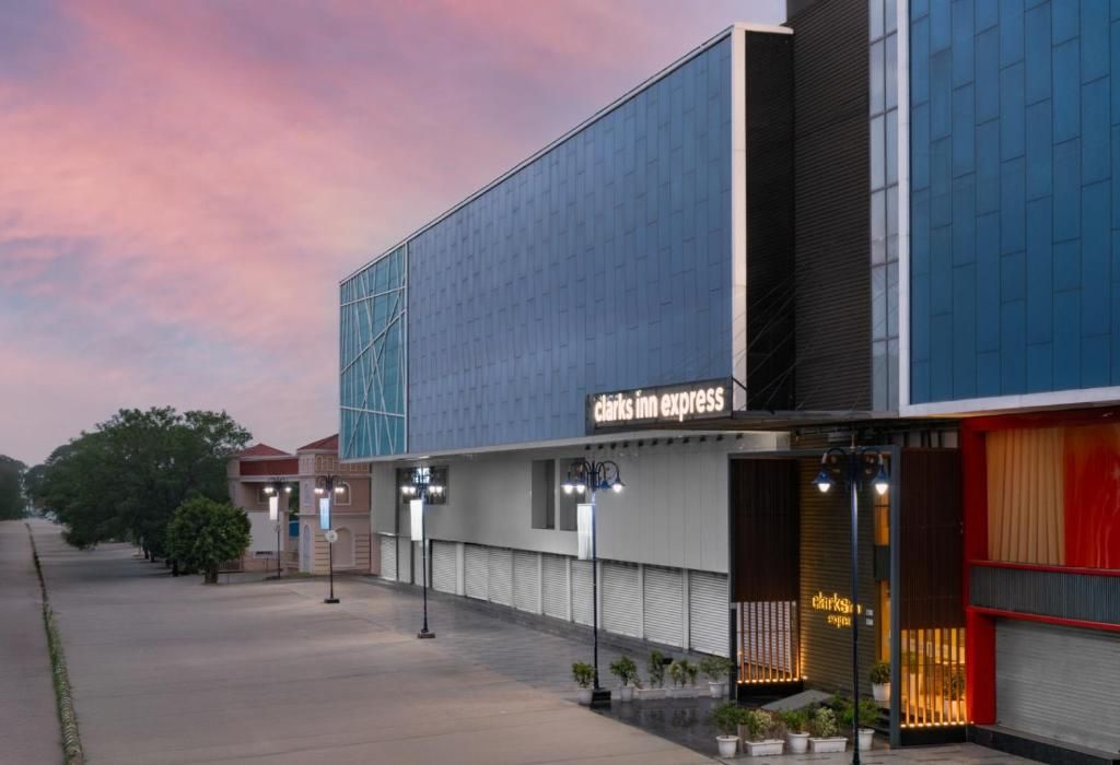 Clarks Inn Express, Raj Nagar Extension, Ghaziabad