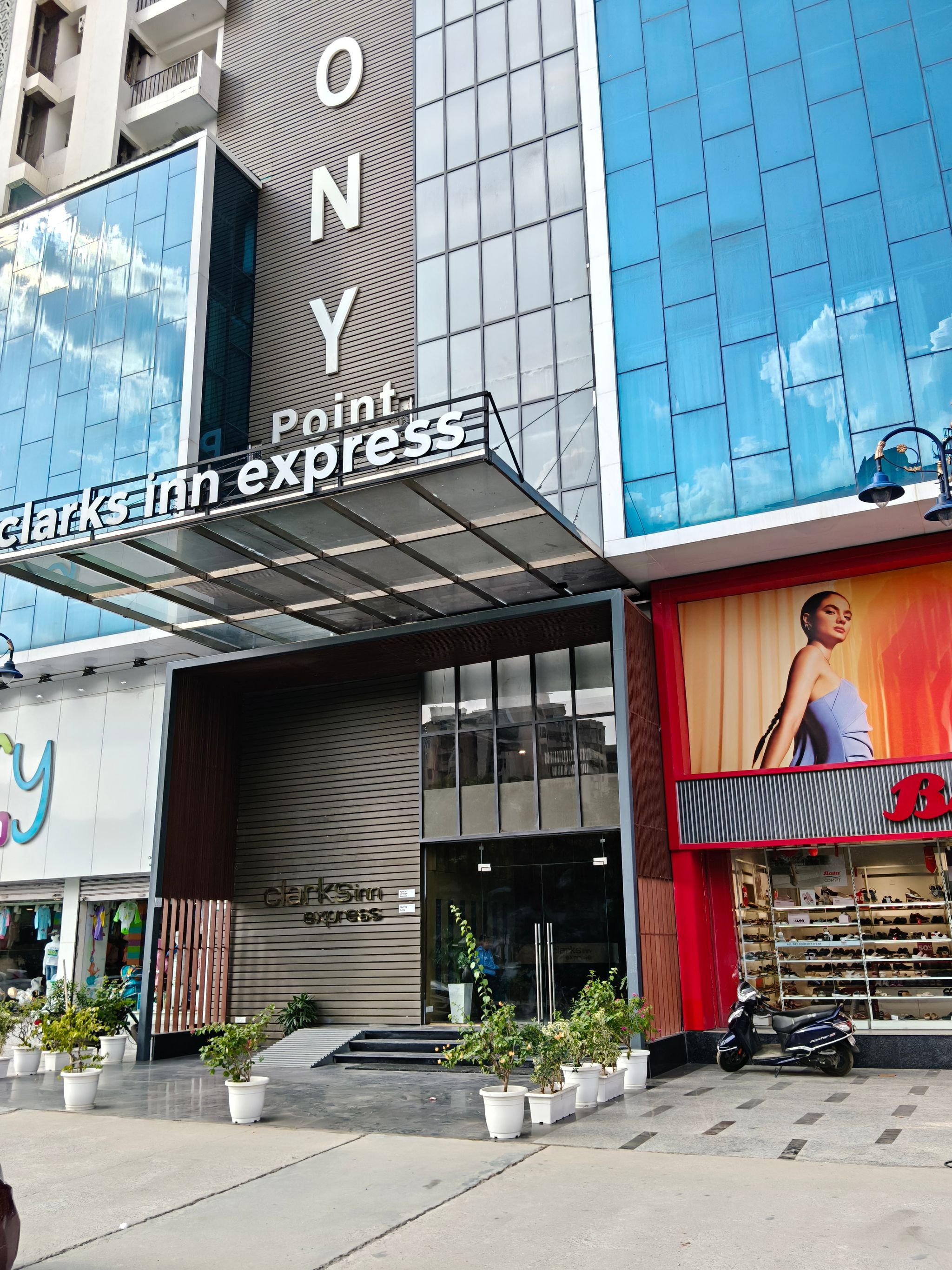Clarks Inn Express, Raj Nagar Extension, Ghaziabad