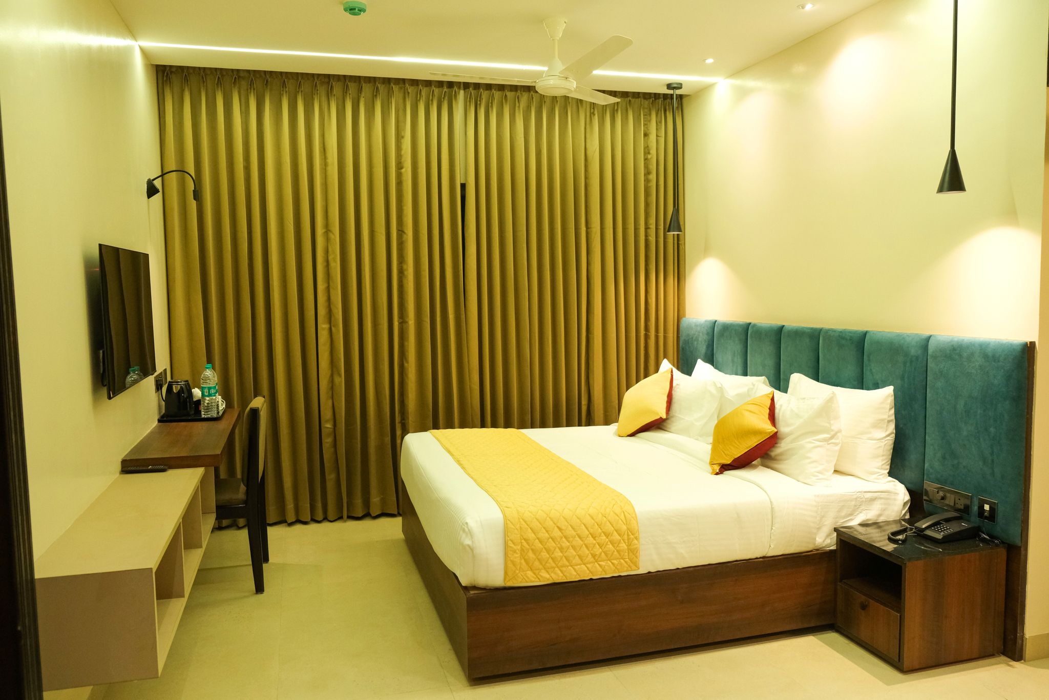 PK Square Hotel Deluxe King 2