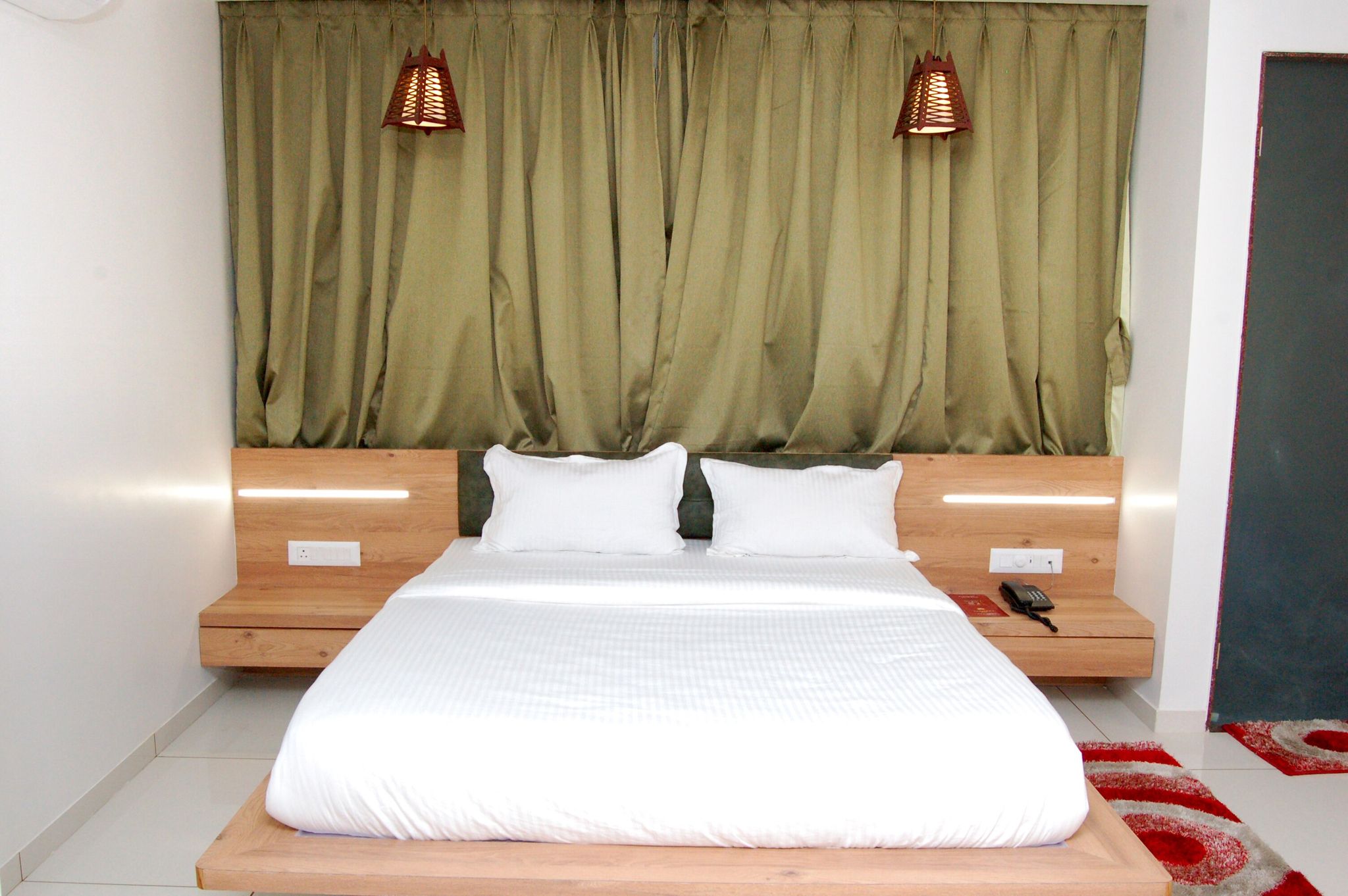 YASHRAJ HOTEL Standard 2