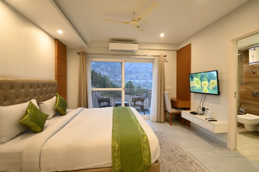 Mont Clair Ananta Elite Solan Standard Room 4