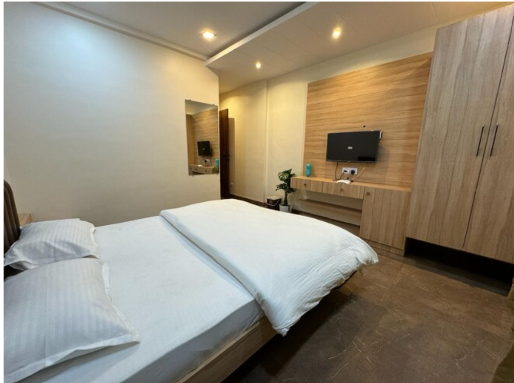 Hotel Atithi Inn Deluxe Room Ac 4