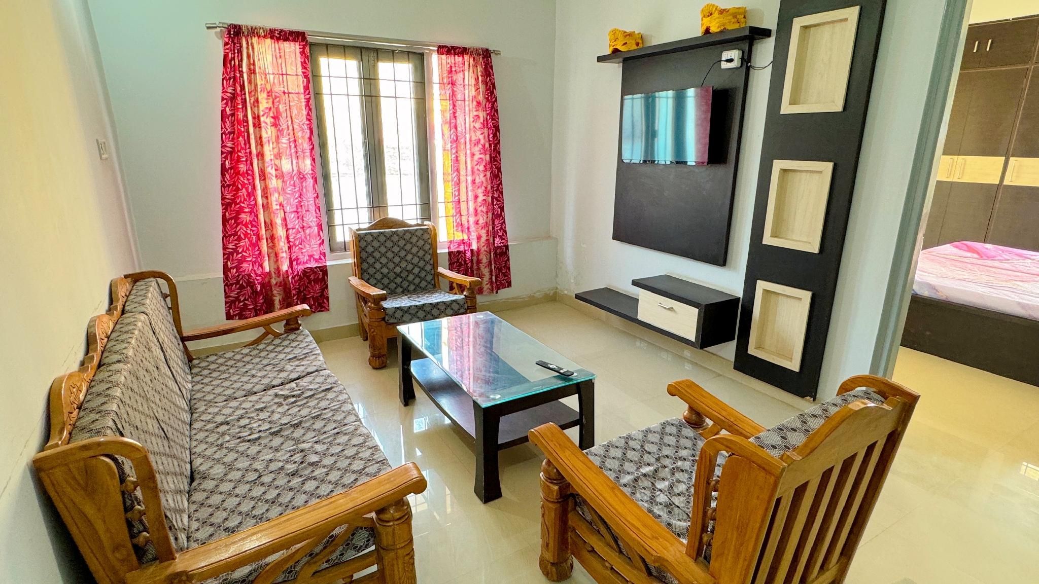 The Luxe Lounge 102 Flat 2bhk