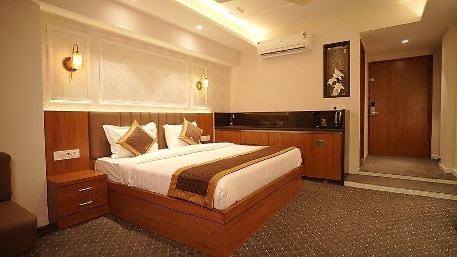 Palis Home Stay Deluxe With Kitchenette 2