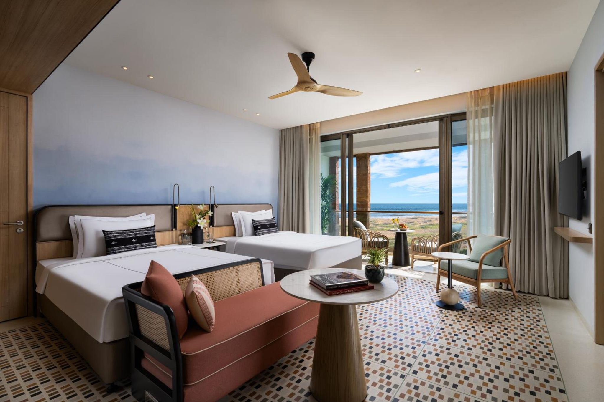 Superior Sea View Room Twin Bed with Balcony