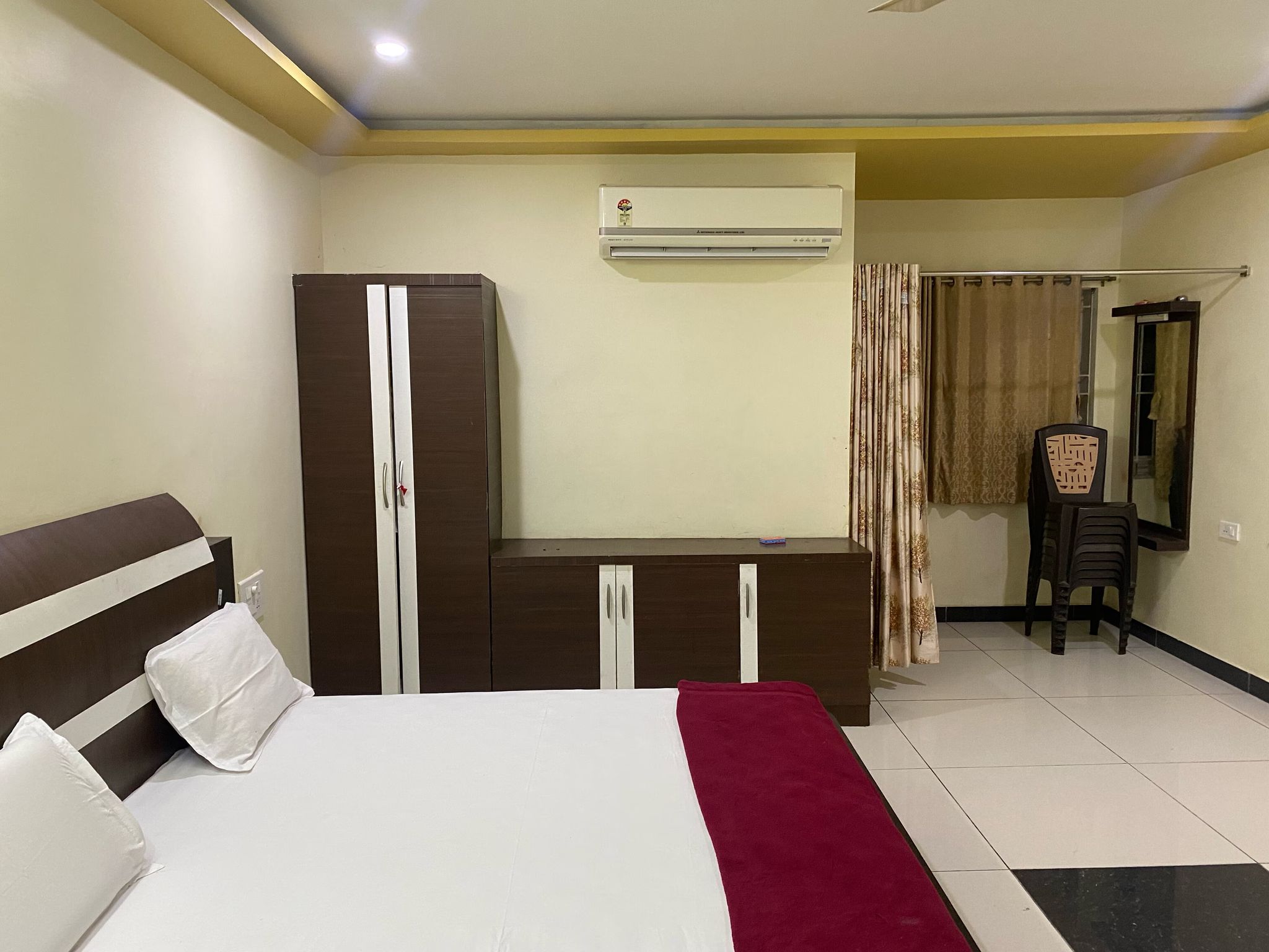 Vishnupriya Residency & convention Executive room 8