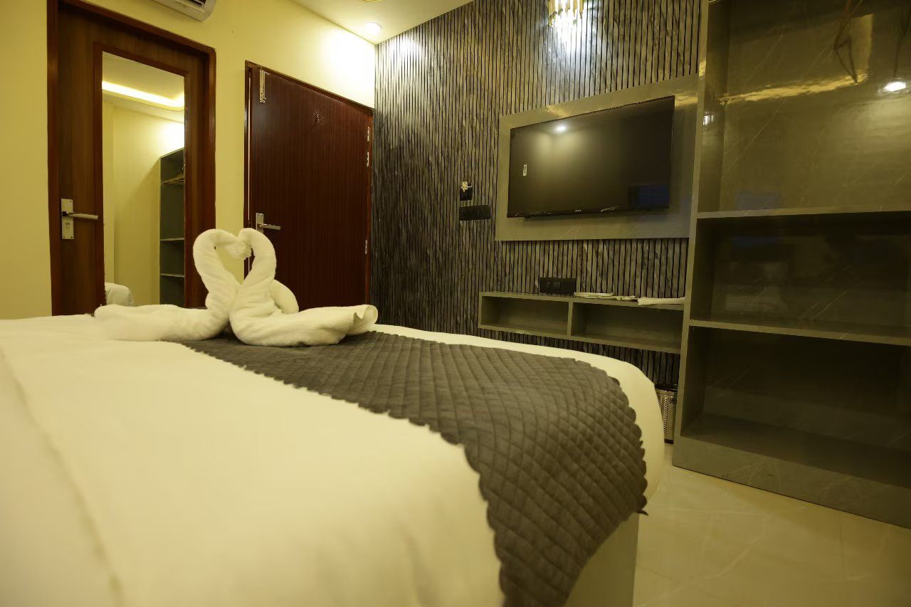 Hotel Neo Deluxe Room 2