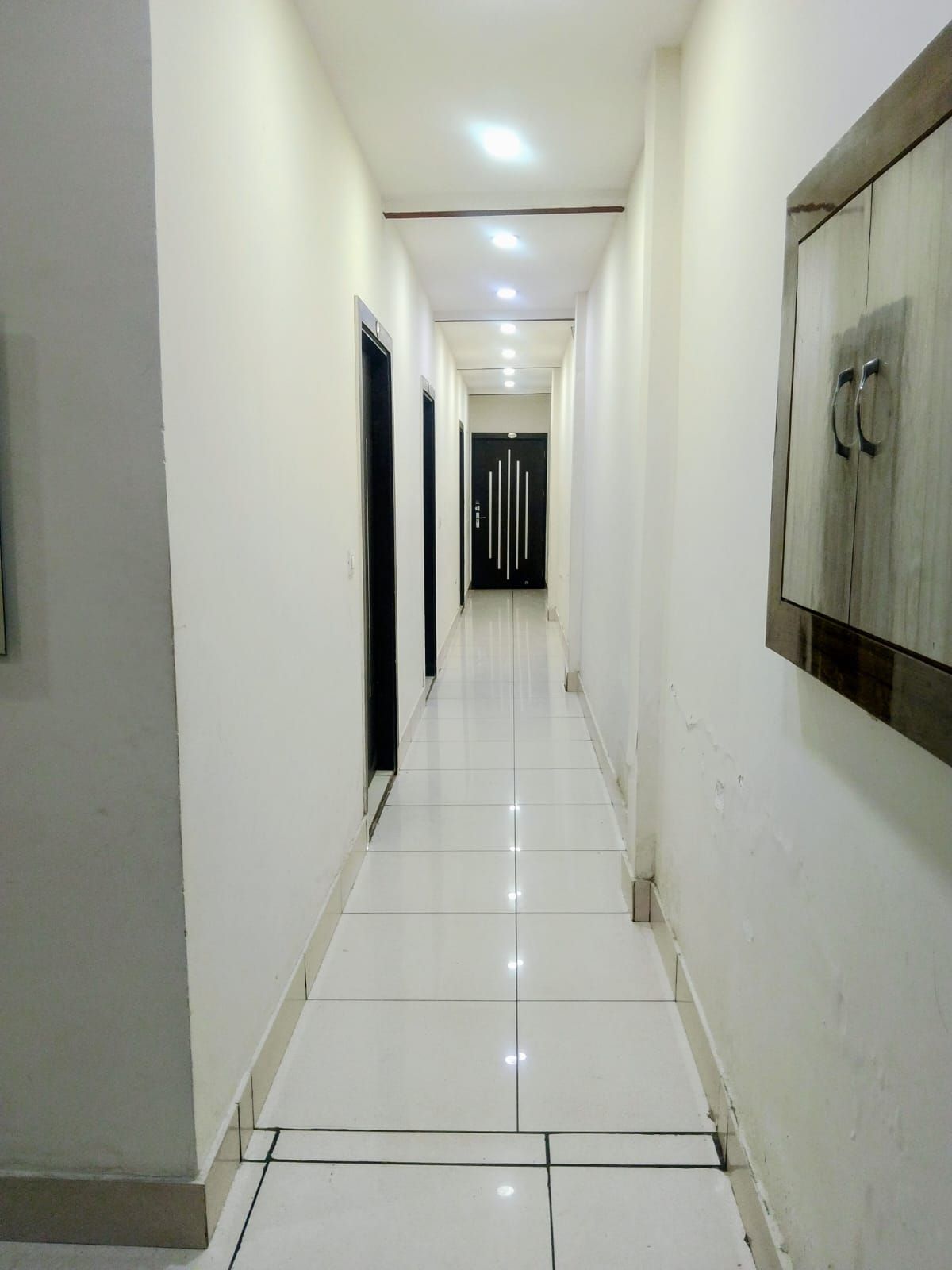 Hotel Laksh
