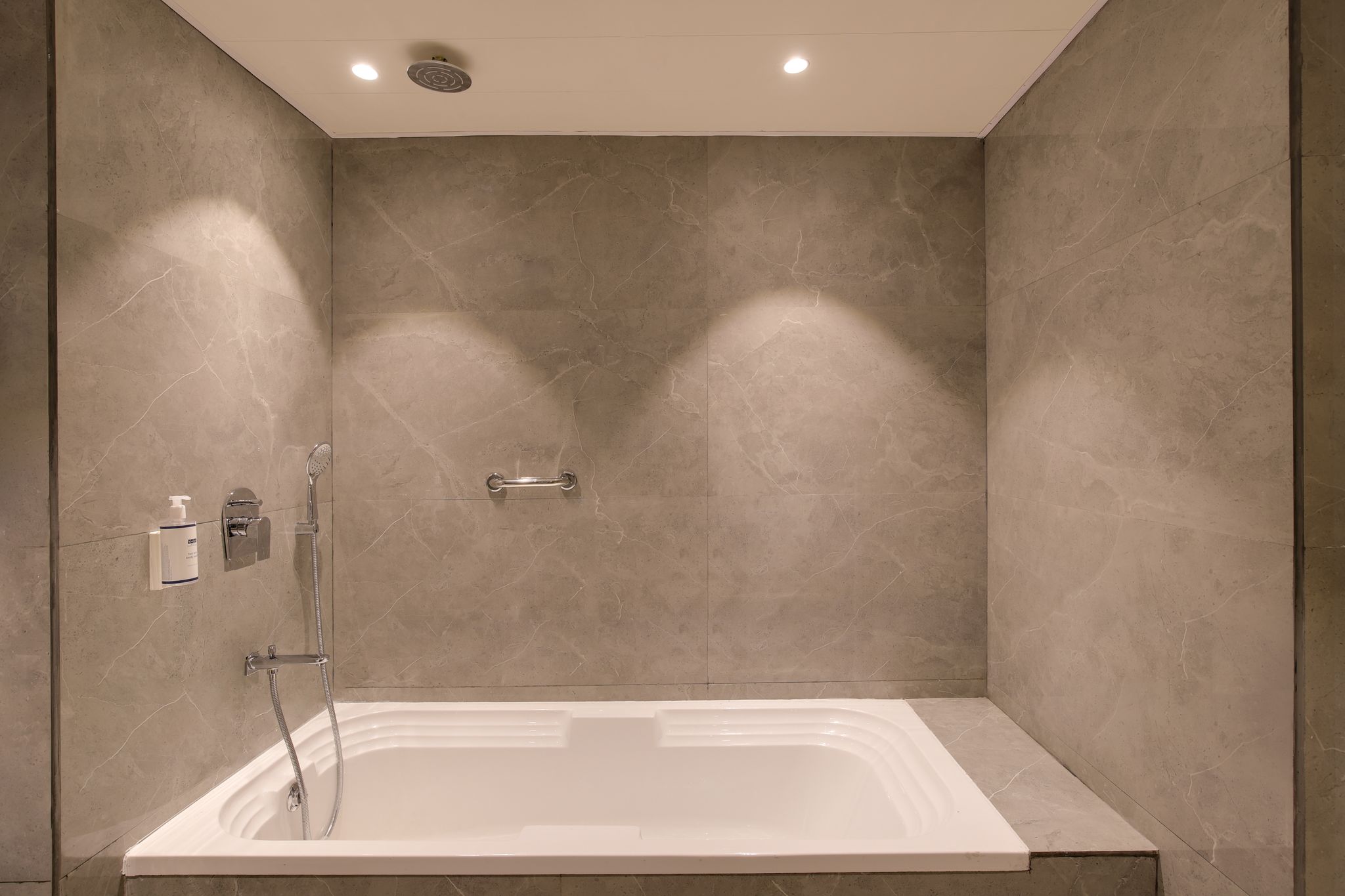 Keys Lite by Lemon Tree Hotels, Banswara Standard Suite 9