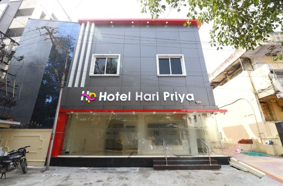 Hotel Haripriya