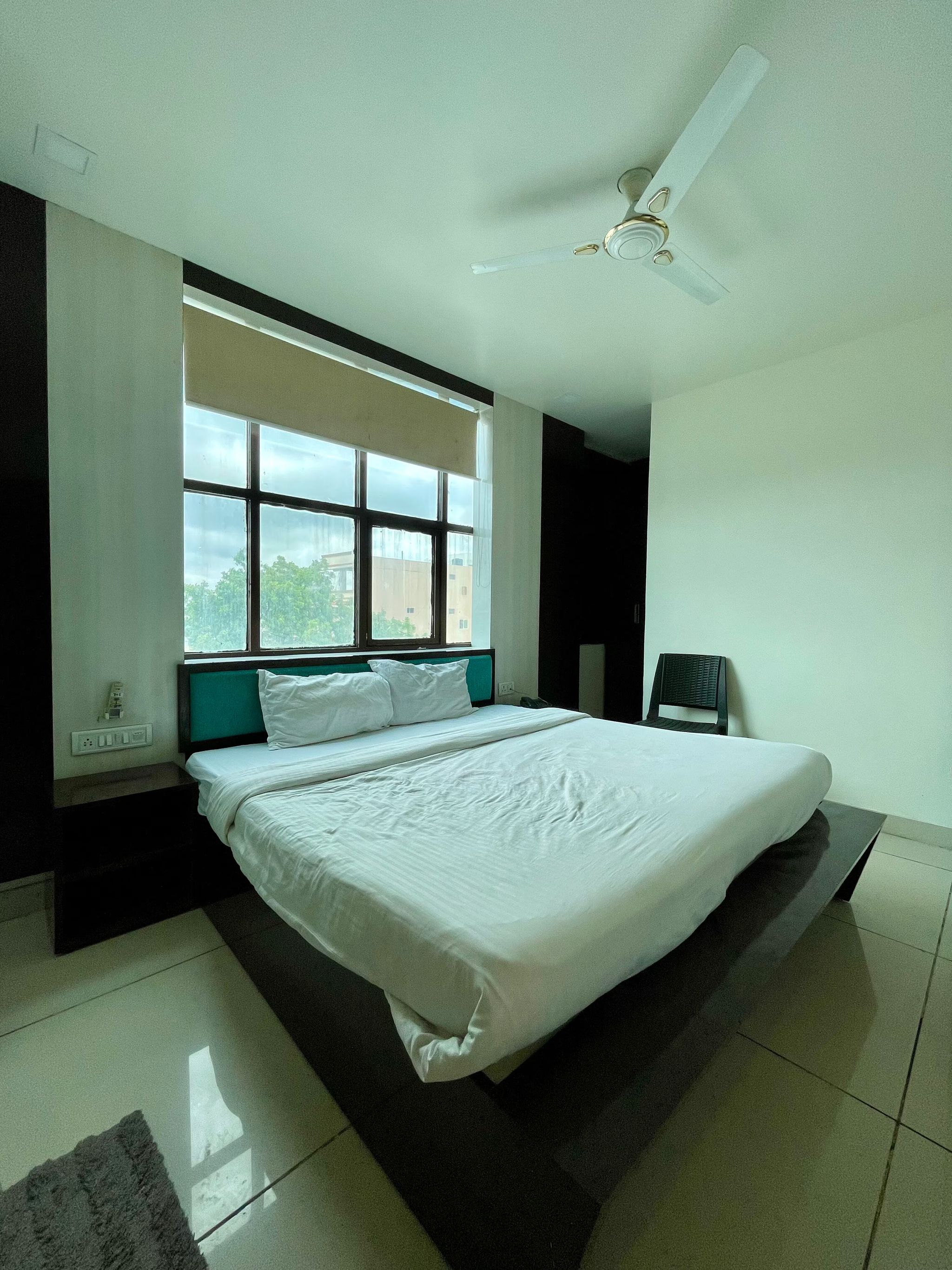 Hotel Komal Palace Deluxe Room