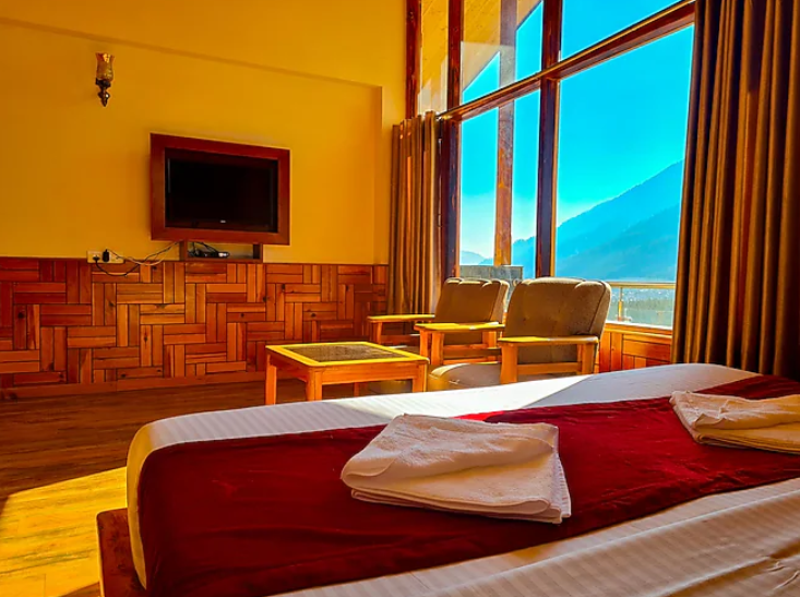 Luxury Room with Balcony