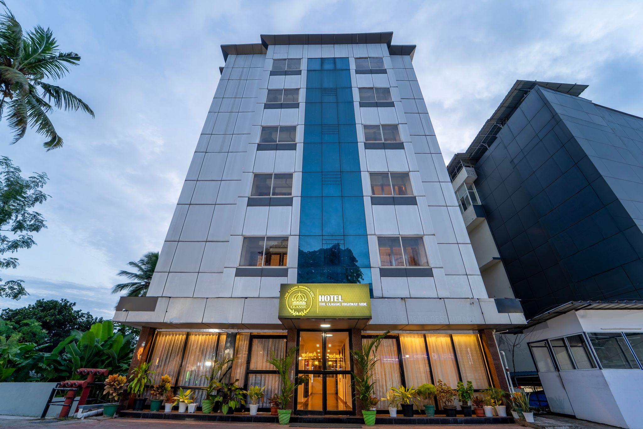 Treebo Classic Highway Side