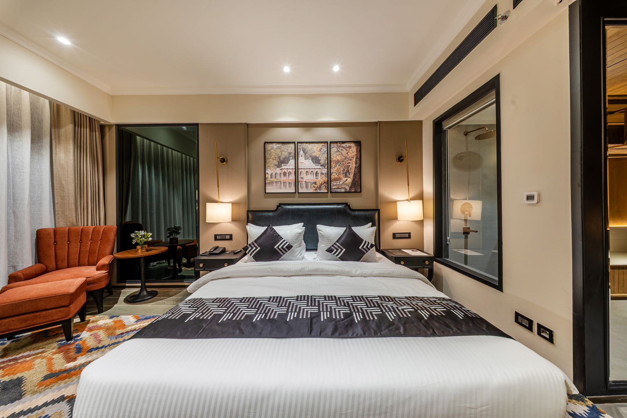 Medalio Signature Chandigarh Zirakpur Standard Room with In-Room Safe 2