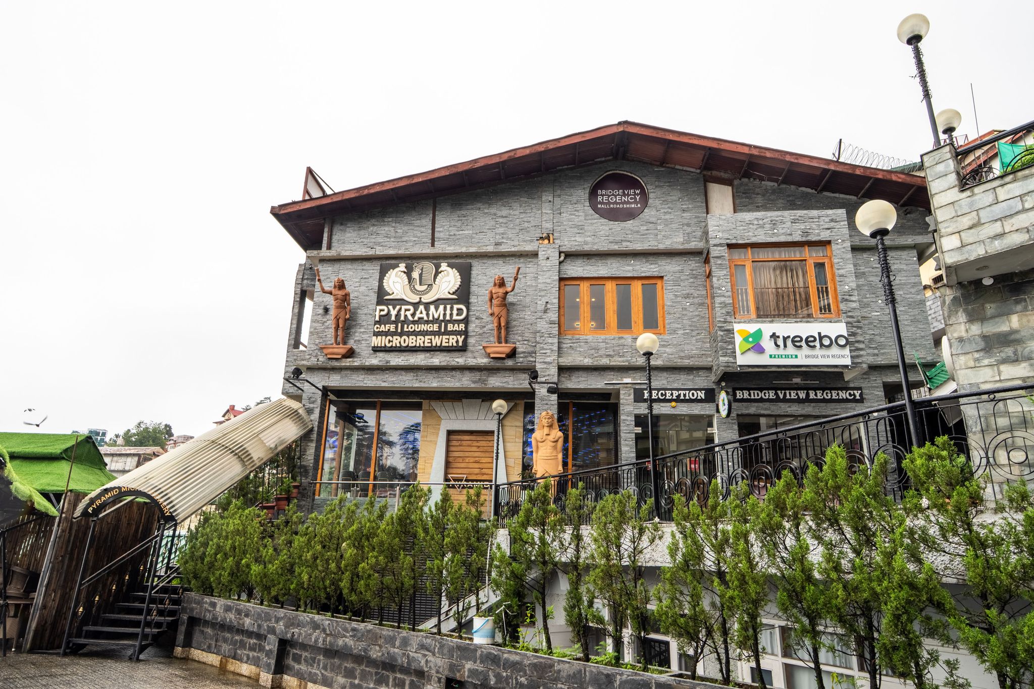 Treebo Premium Bridge View Regency, Mall Road