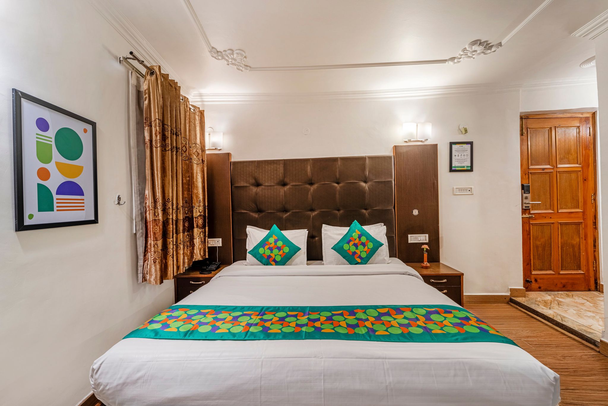 Treebo Premium Bridge View Regency, Mall Road Economy Room 3