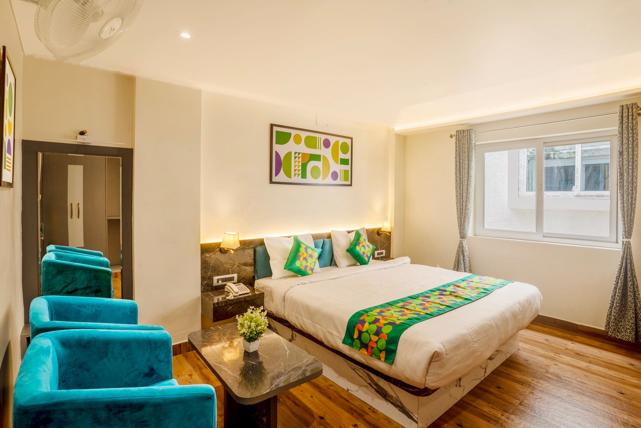 Treebo Golden Leaf Standard room 4