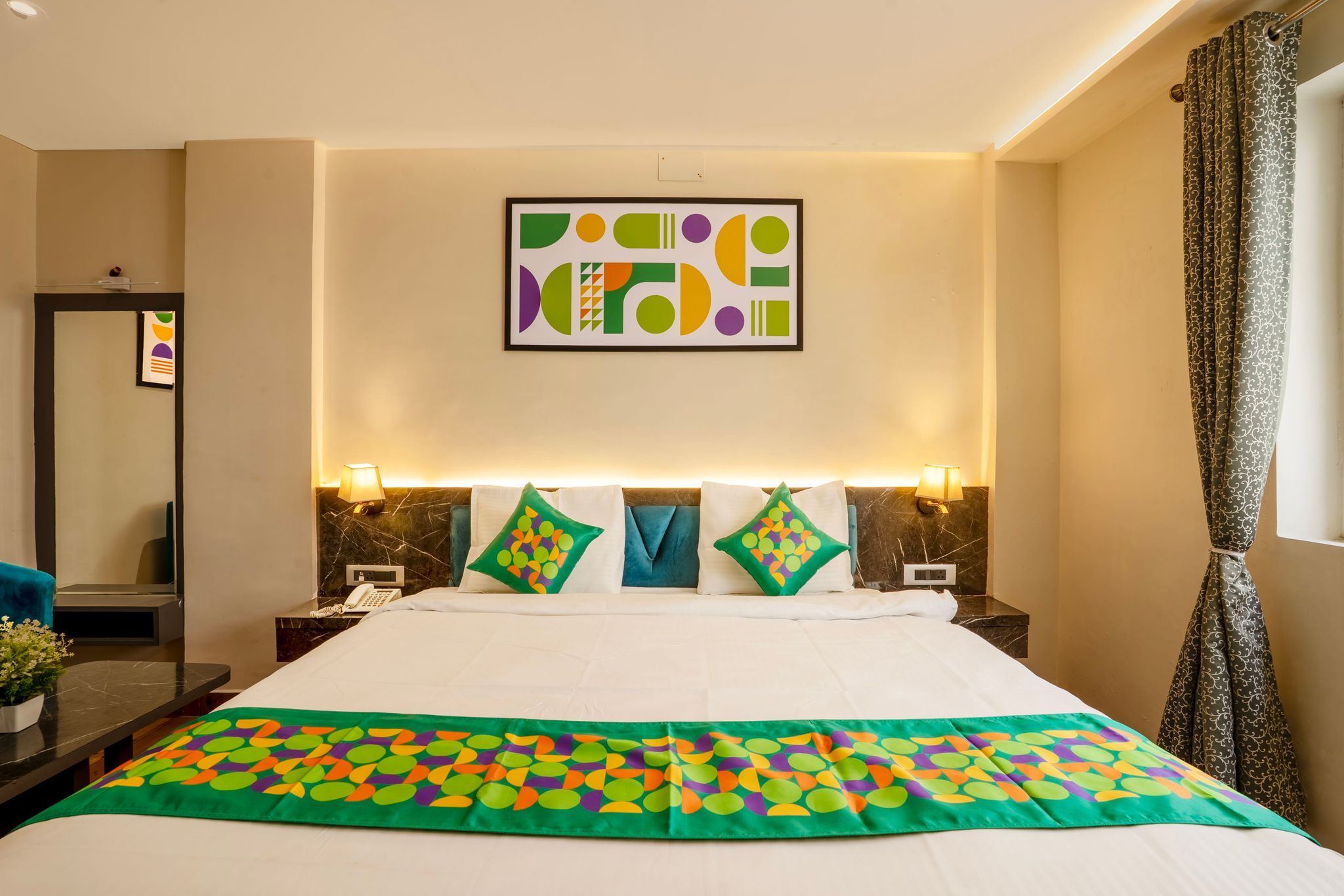 Treebo Golden Leaf Standard room