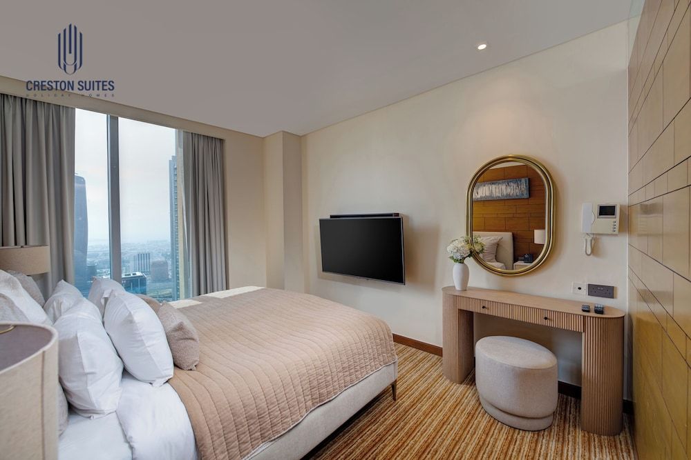 Luxury Penthouse - A, Balcony, City View