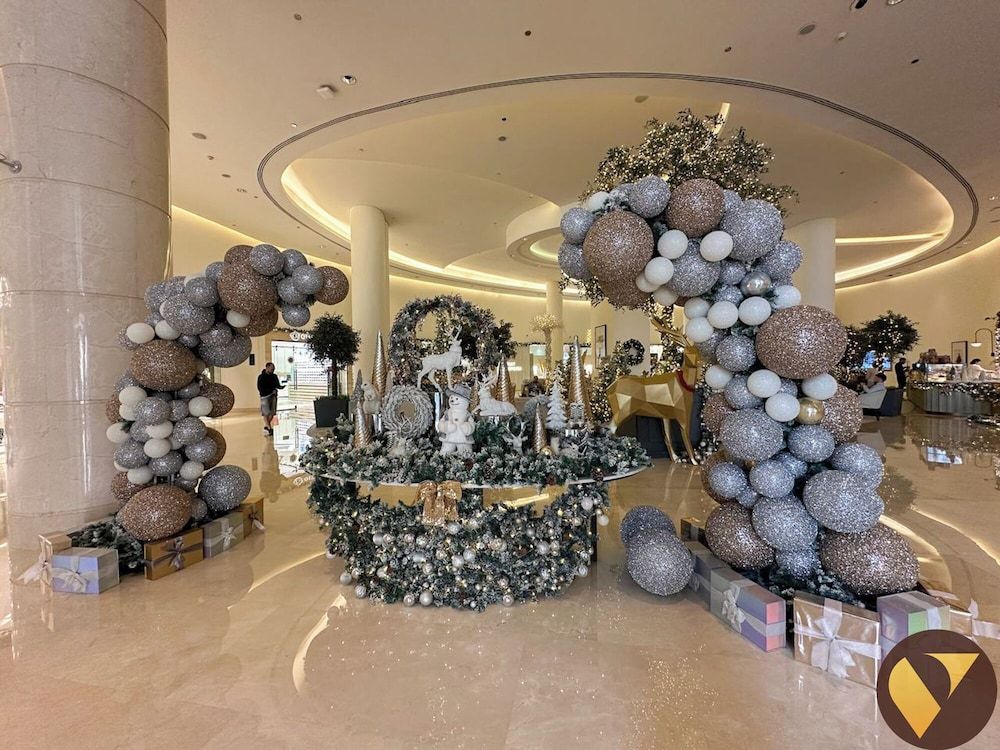 JW Marriott Marina Mall Access & Views