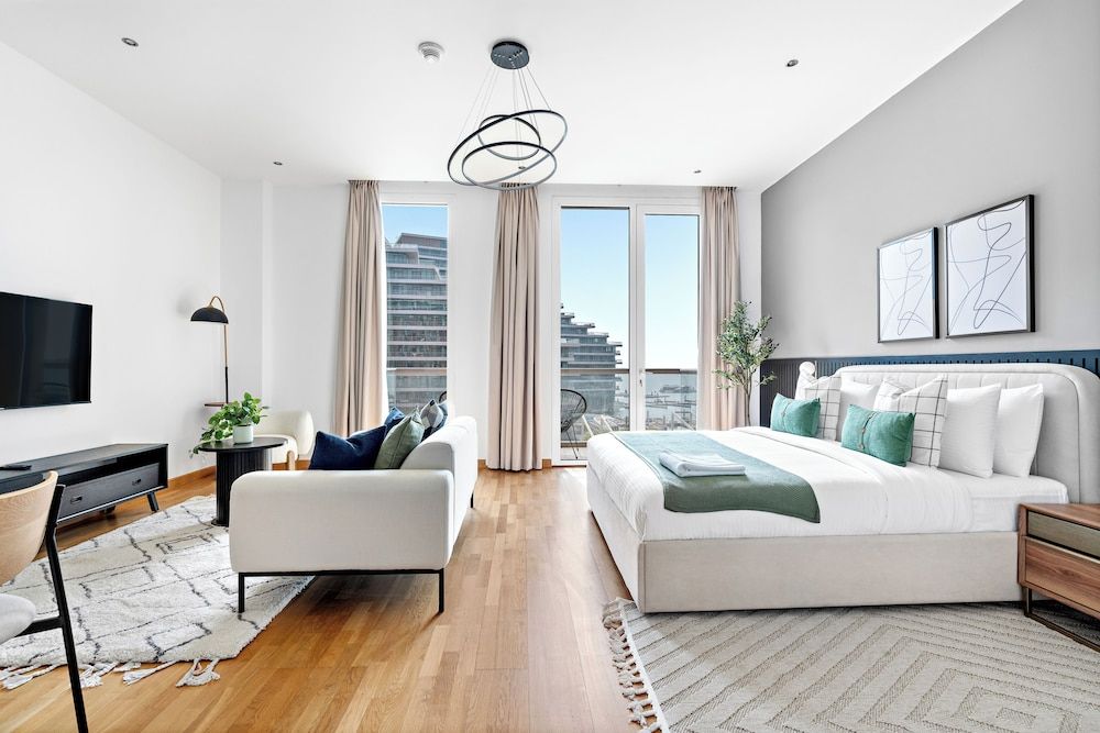 Grand Studio, 1 Queen Bed