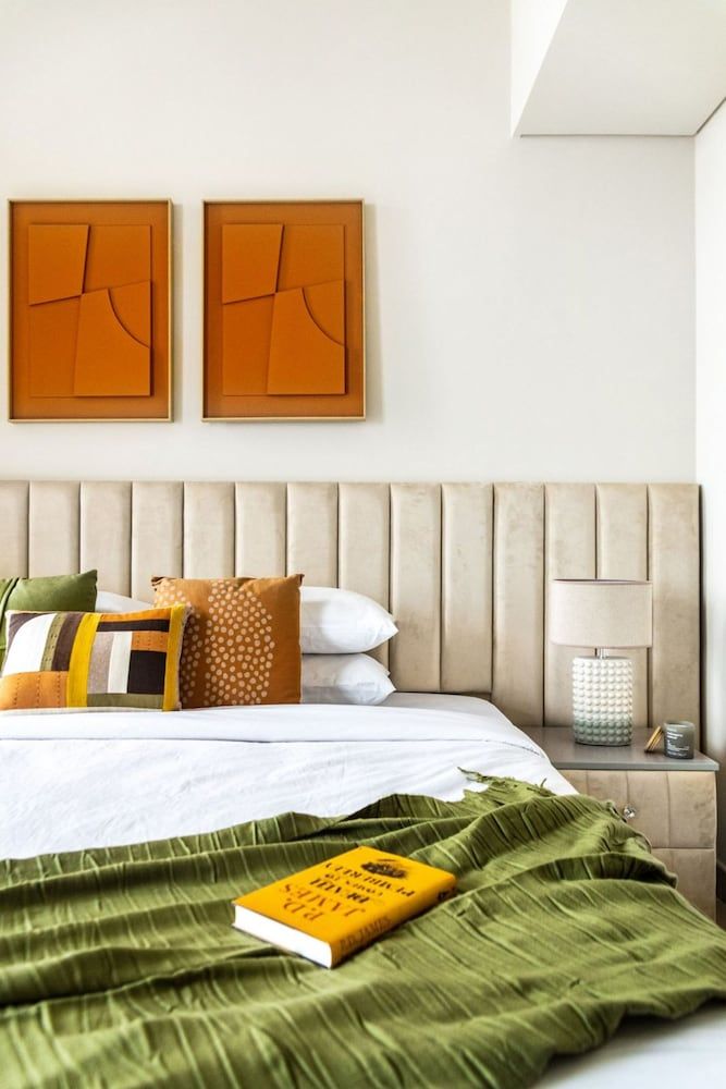Luxury 2BR at Harbour Gate