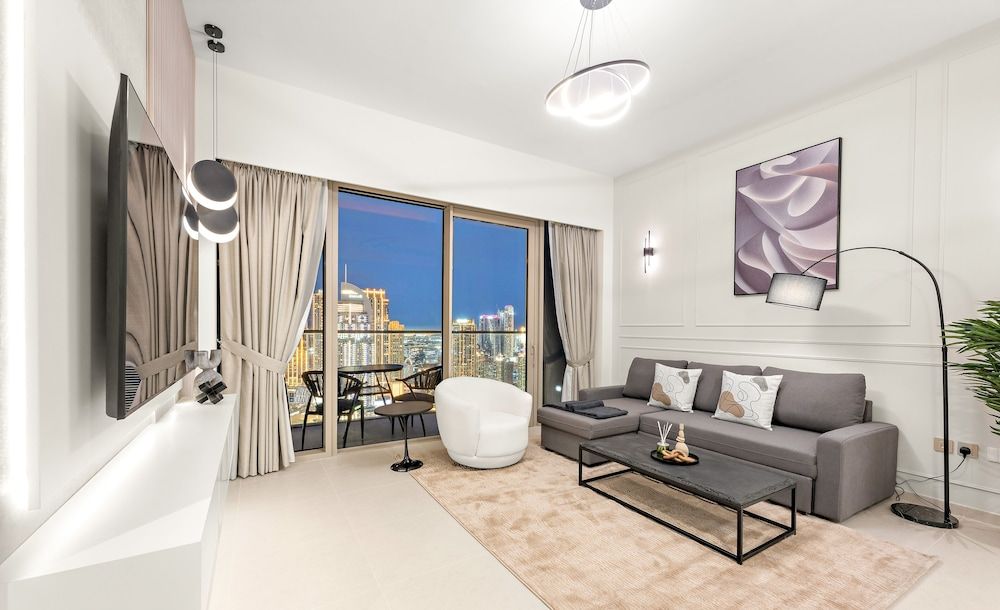 SML Vacation Homes - Sky High Apartments with Burj Khalifa and Dubai Fountain Views @ Grande Signature, Downtown Dubai Two Bedroom Two Bathroom Sky High Apartment with Burj Khalifa & Dubai Fountain Views 17