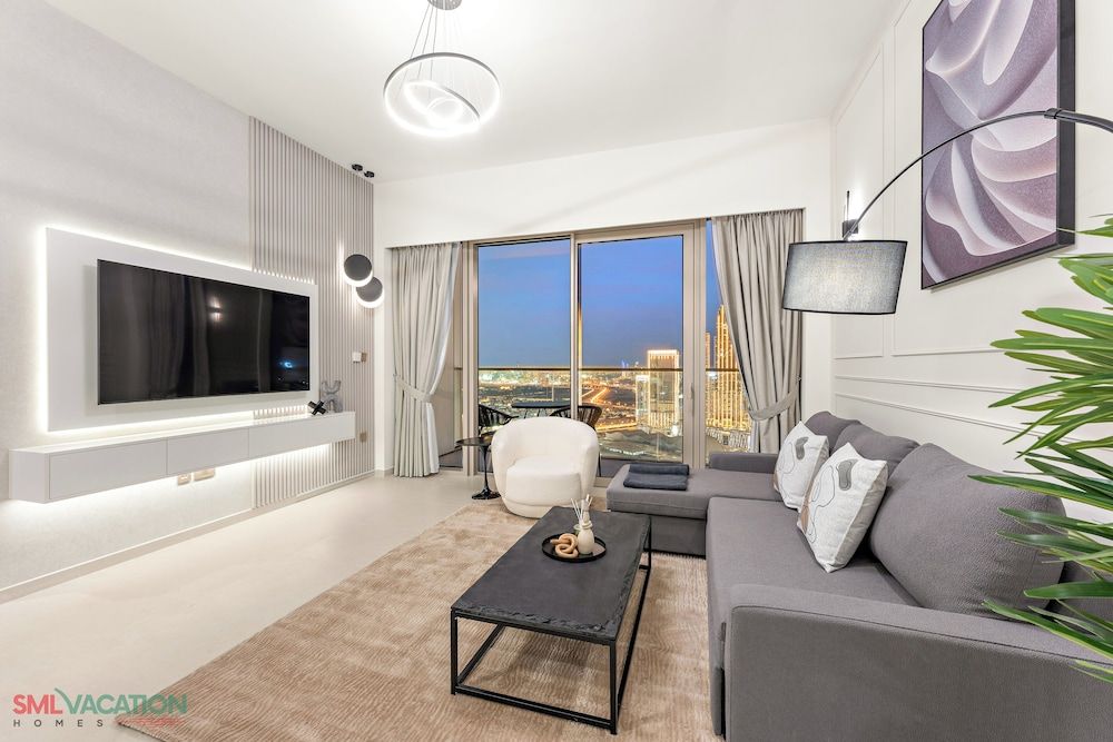 SML Vacation Homes - Sky High Apartments with Burj Khalifa and Dubai Fountain Views @ Grande Signature, Downtown Dubai Two Bedroom Two Bathroom Sky High Apartment with Burj Khalifa & Dubai Fountain Views 18